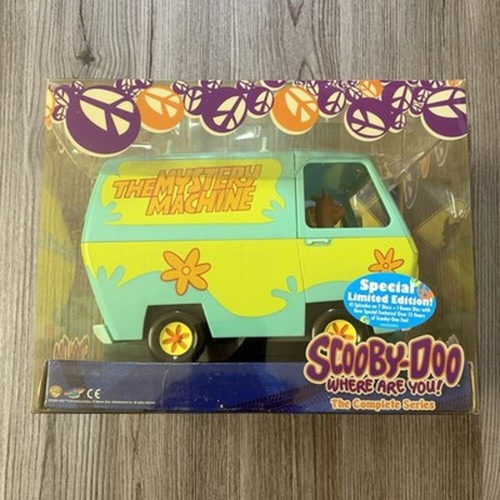 Scooby-Doo Where Are You The Complete Series Special Limited Edition 8-Disc Set